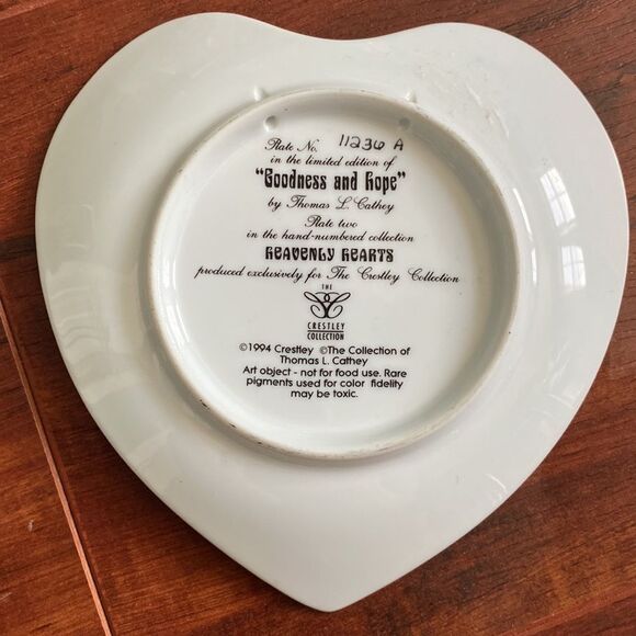 Limited Edition Goodness & Hope Heart Plate 1994 - Picture 2 of 6